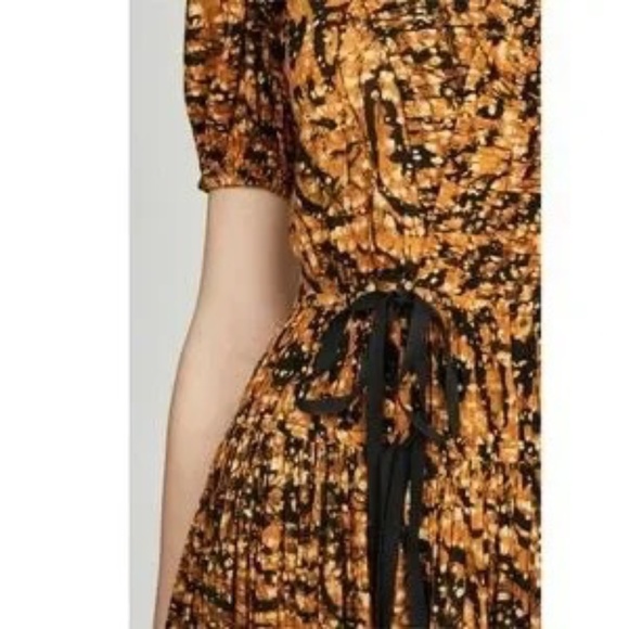 Ulla Johnson Kemala dress in Marigold. Wrap v neck dress. Excellent condition. - Picture 6 of 11